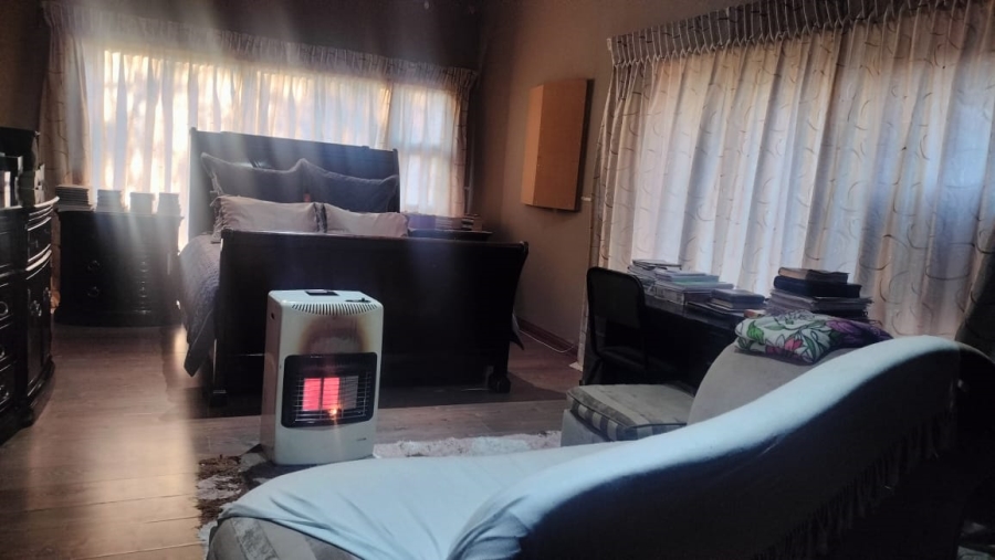 5 Bedroom Property for Sale in Universitas Free State
